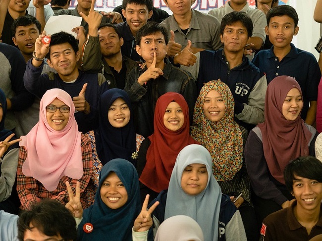 Workers of the future will need soft skills to keep up / Flickr Creative Commons - Lau Rey